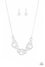 Load image into Gallery viewer, Going In Circles - Silver Necklace
