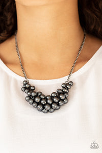 Grandiose Glimmer - Black Necklace