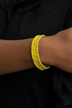 Load image into Gallery viewer, Follow The Wildflowers - Yellow Bracelet
