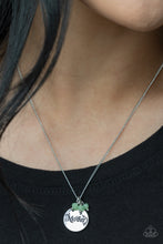 Load image into Gallery viewer, Warm My Heart - Green Necklace
