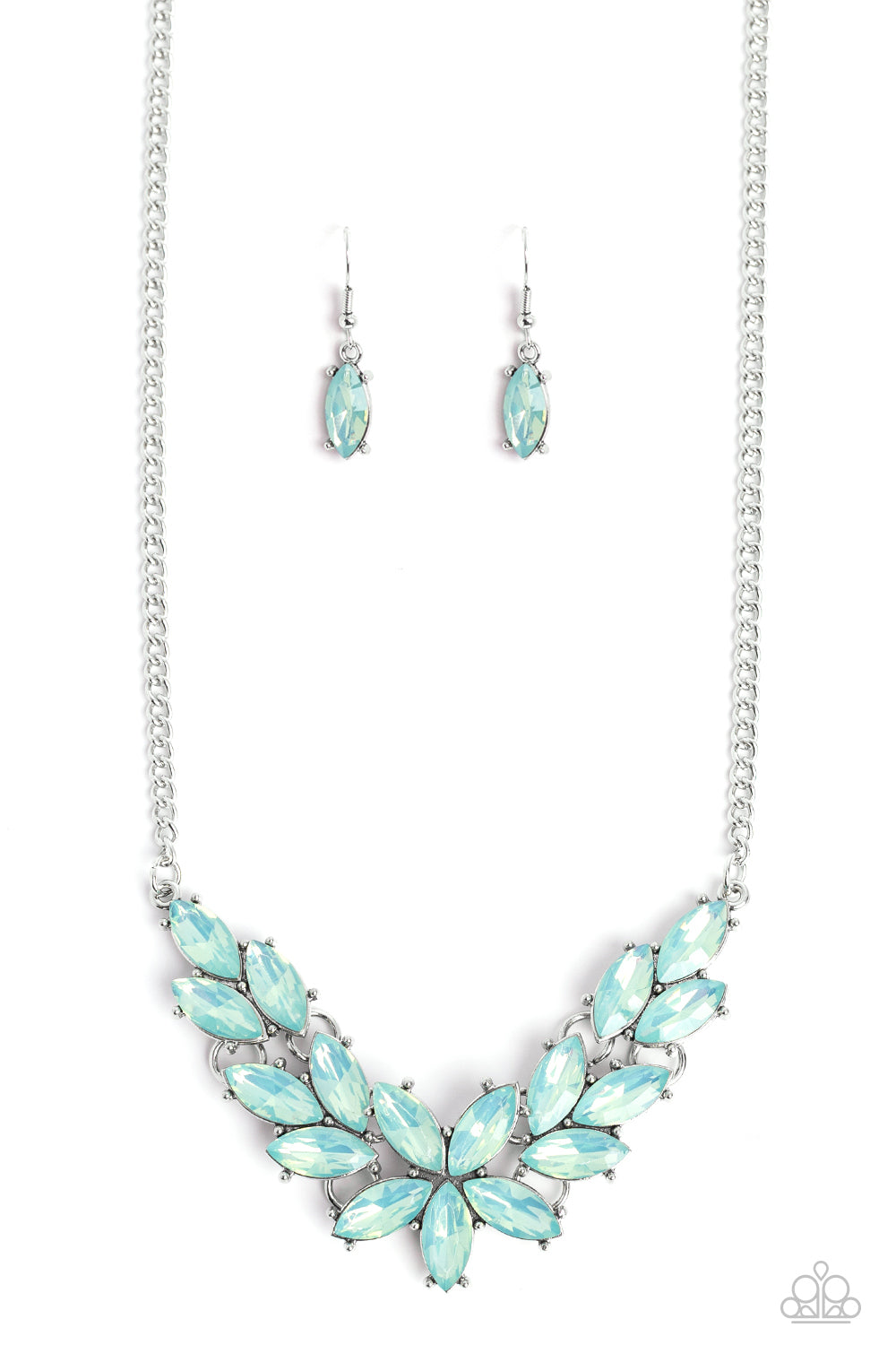 Ethereal Efflorescence - Green Necklace