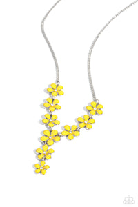 Flowering Feature - Yellow Necklace